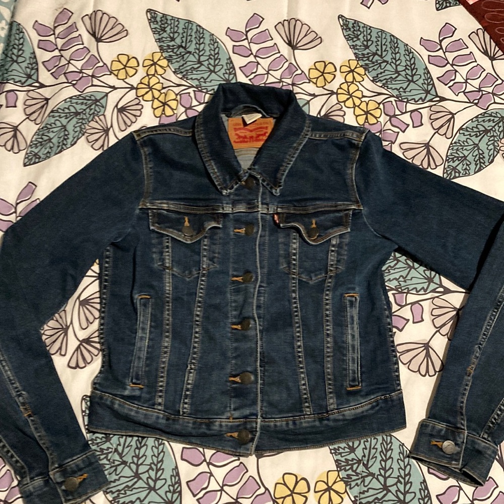 Levi Denim Jean Jacket Medium